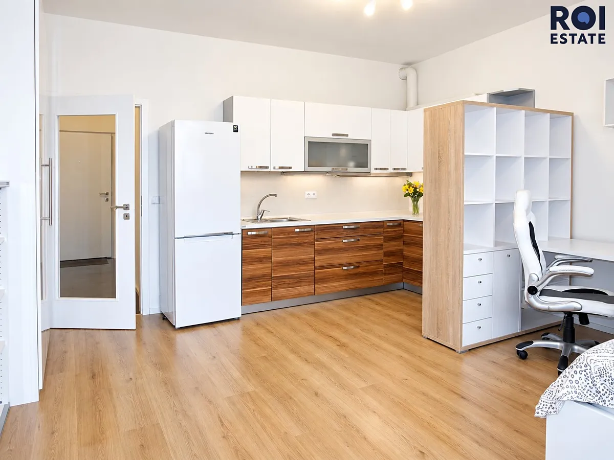 Pronájem bytu 1+kk 35 m²